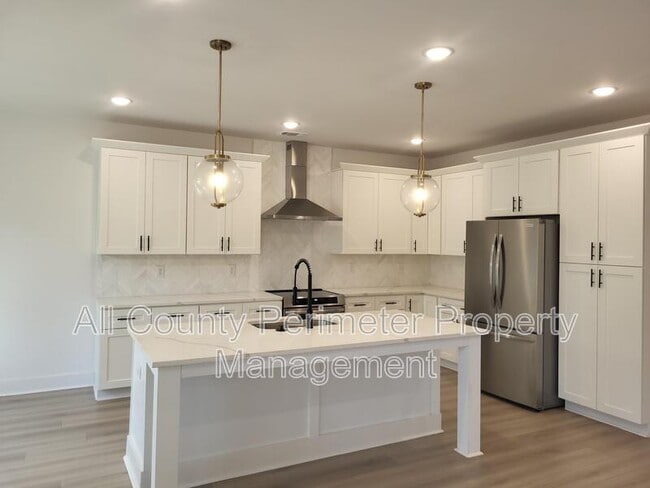 Building Photo - 4401 Sims Rd