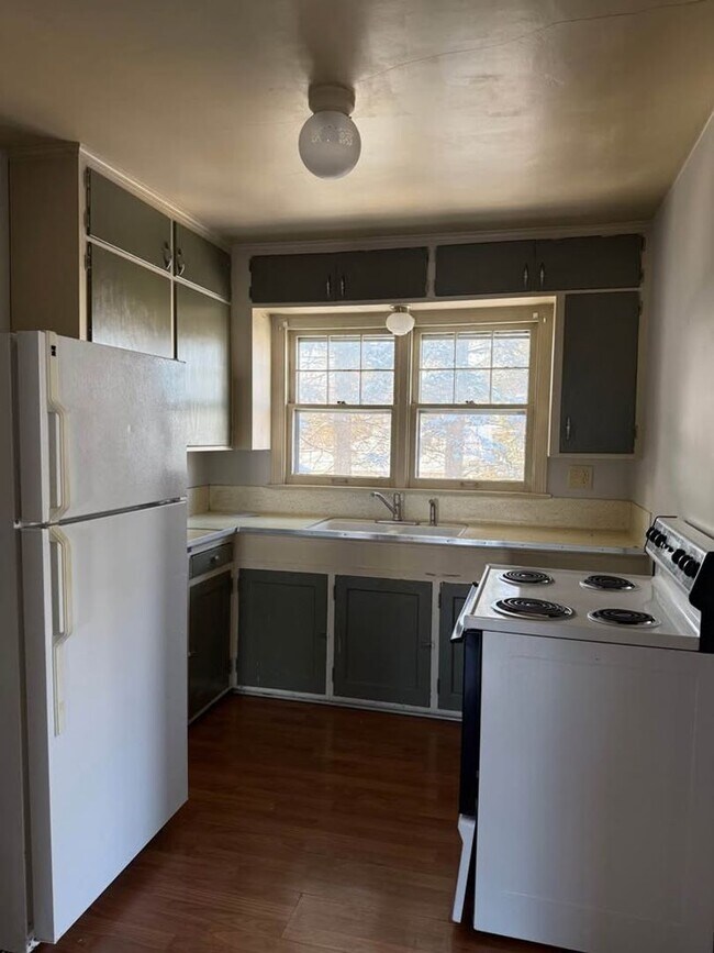 Building Photo - 2118-2120 Michigan Avenue