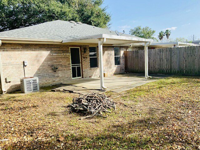 Building Photo - 46 Crislaur Ave