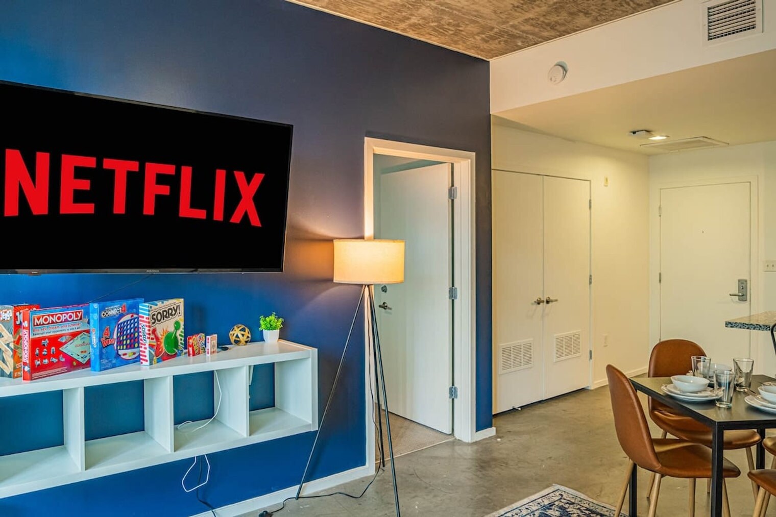 Building Photo - 888 N 4th St