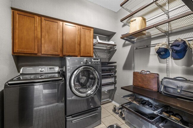 Building Photo - 11716 Fletcher Hall Ln