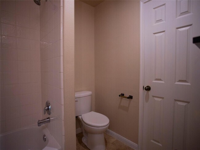 Building Photo - 16714 Mallory Bridge Dr