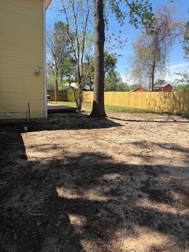 Building Photo - 615 Texas St