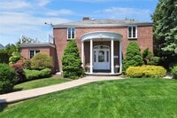 Building Photo - 69 Castle Ridge Rd