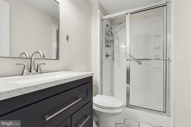 Building Photo - 15097 Mill Spring Dr