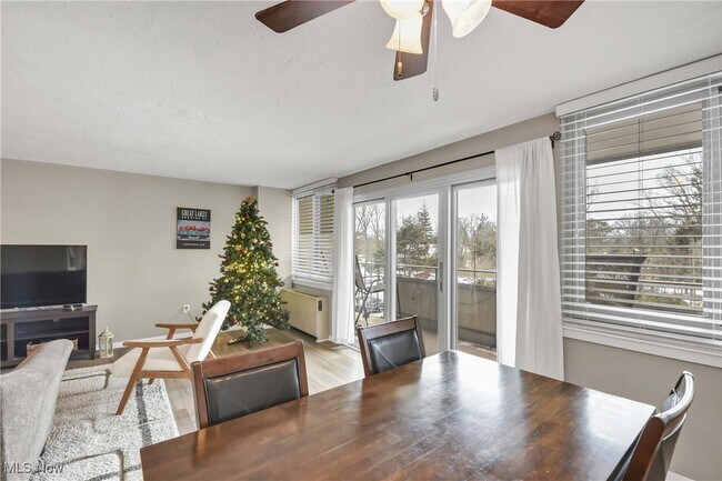 Building Photo - 12900 Lake Ave