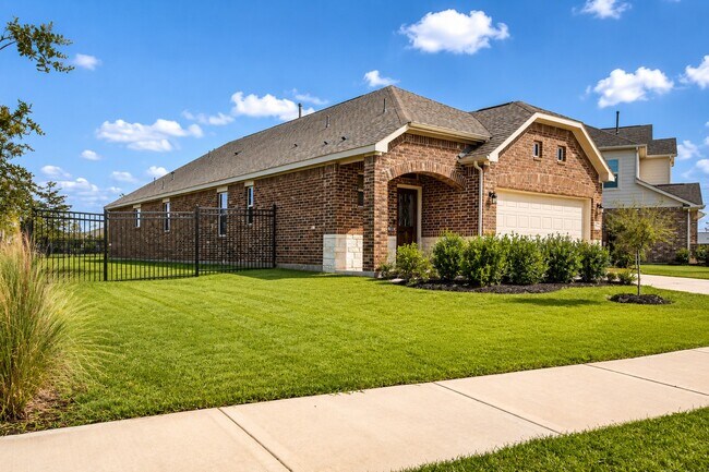 Building Photo - 101 Eliana Shores Dr