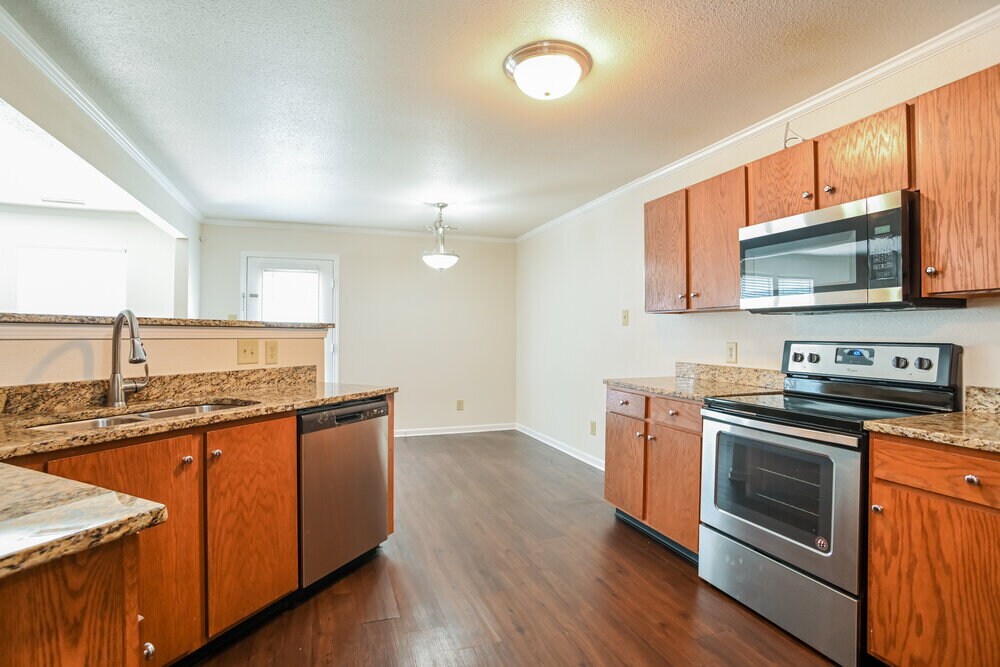 Building Photo - 4532 Stone Mountain Dr