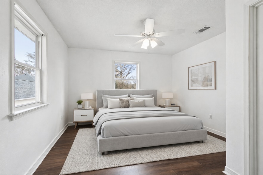 Building Photo - 75 Oaklawn Dr