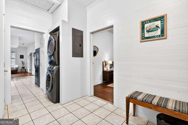 Building Photo - 1411 Glenwood Ave SE