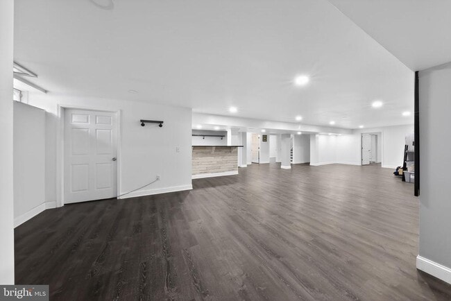 Building Photo - 129 Meridian Blvd