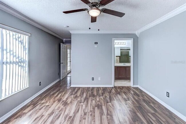 Building Photo - 126 Walnut Crest Run