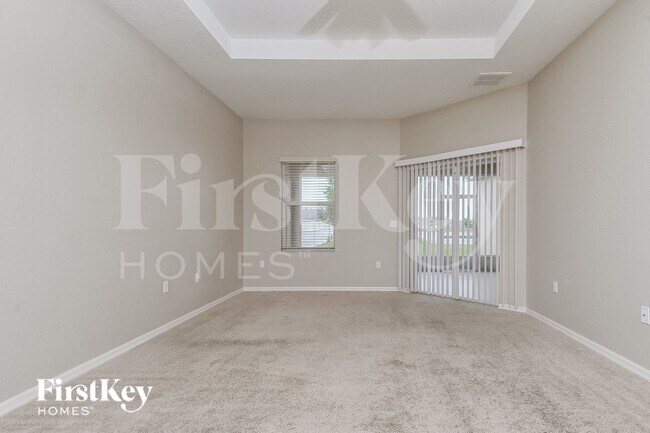 Building Photo - 10611 Carloway Hills Dr