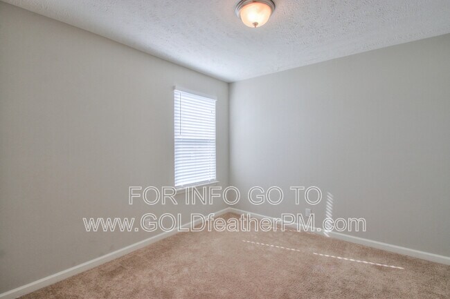 Building Photo - 3365 Tourmaline Dr