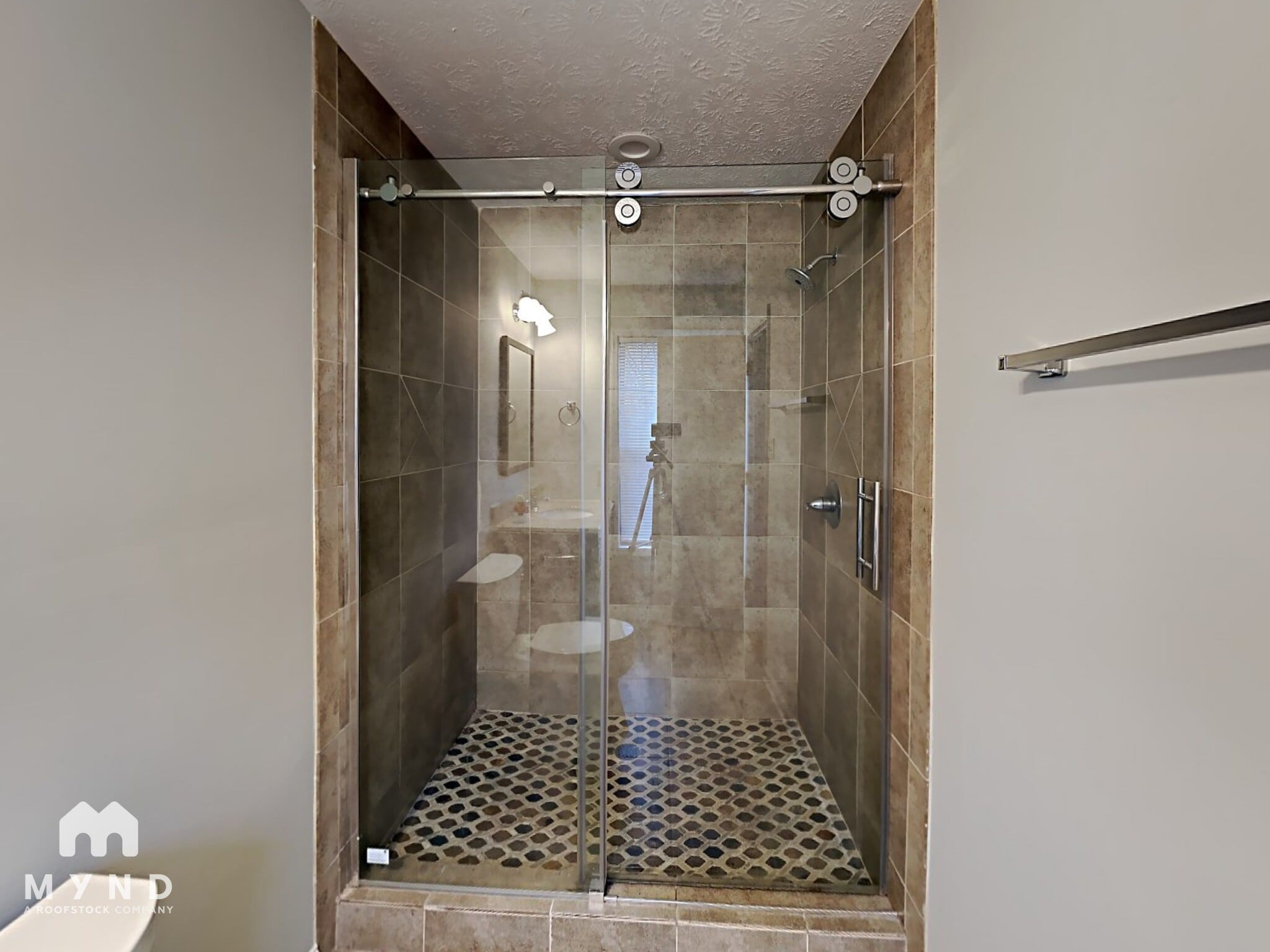 Building Photo - 4832 Wyndam Dr