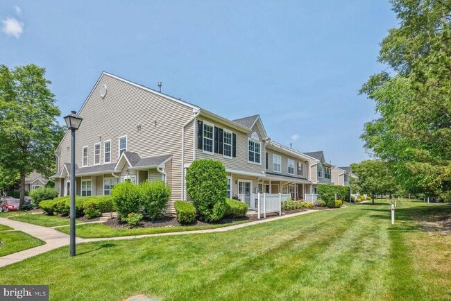 Building Photo - 1205 Delancey Way