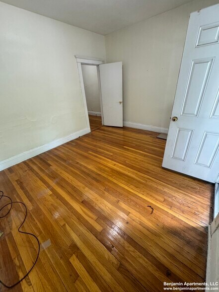 Building Photo - 4 Egremont Rd