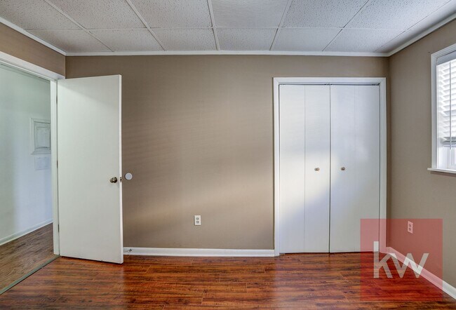 Building Photo - 314 Wilson Ave