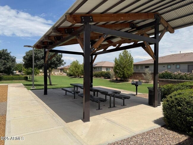 Building Photo - 21135 E Arrowhead Trail