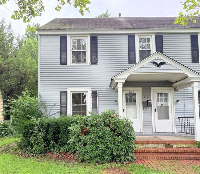 Primary Photo - 212 N Shipley St