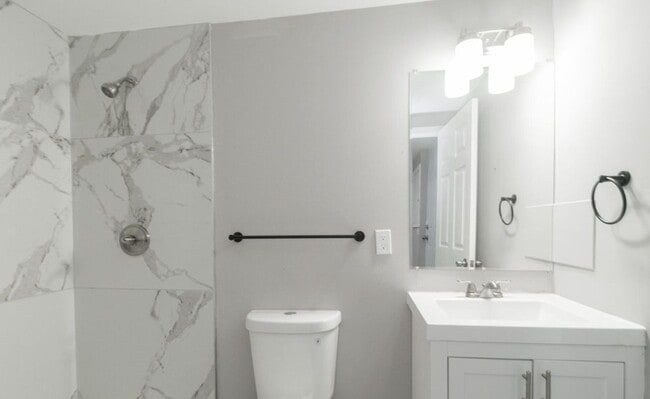 Building Photo - 4015 Granite Rd