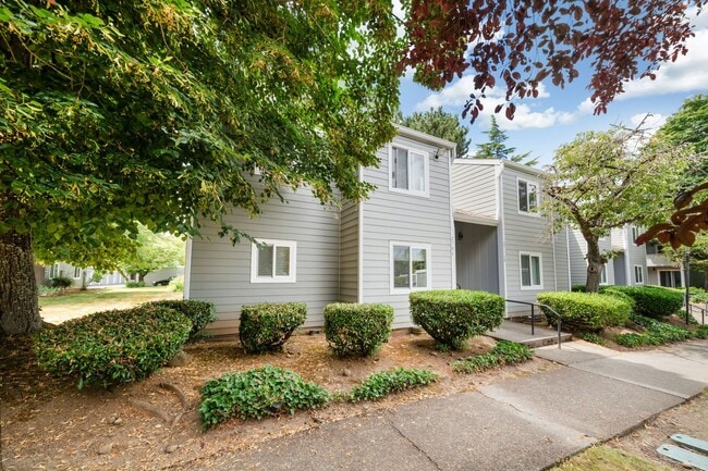 Building Photo - 2706 SE 138th Ave