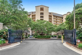 Building Photo - 18269 Colony Dr
