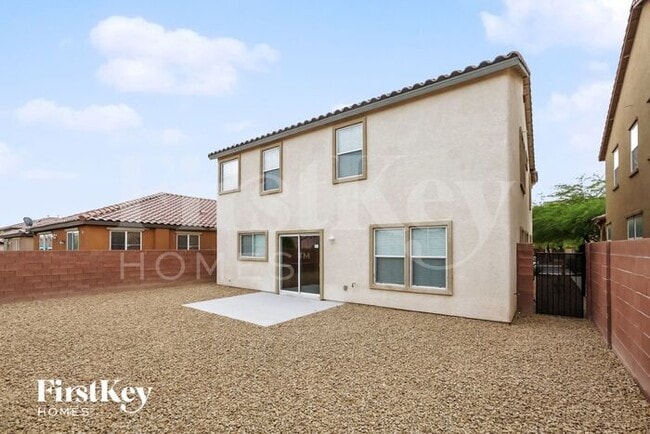 Building Photo - 7326 Caballo Range Ave