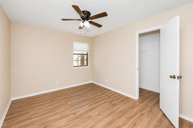 Building Photo - 5513 Scott Dr