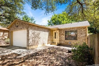 Building Photo - 9211 De Frene