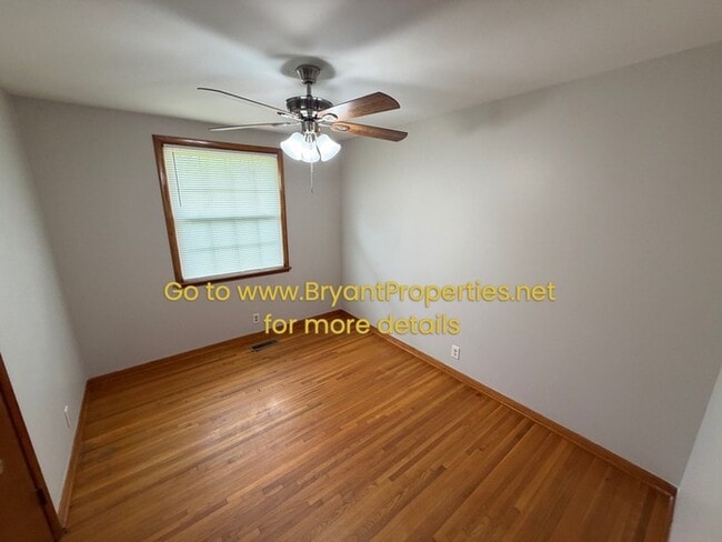 Building Photo - Single Home