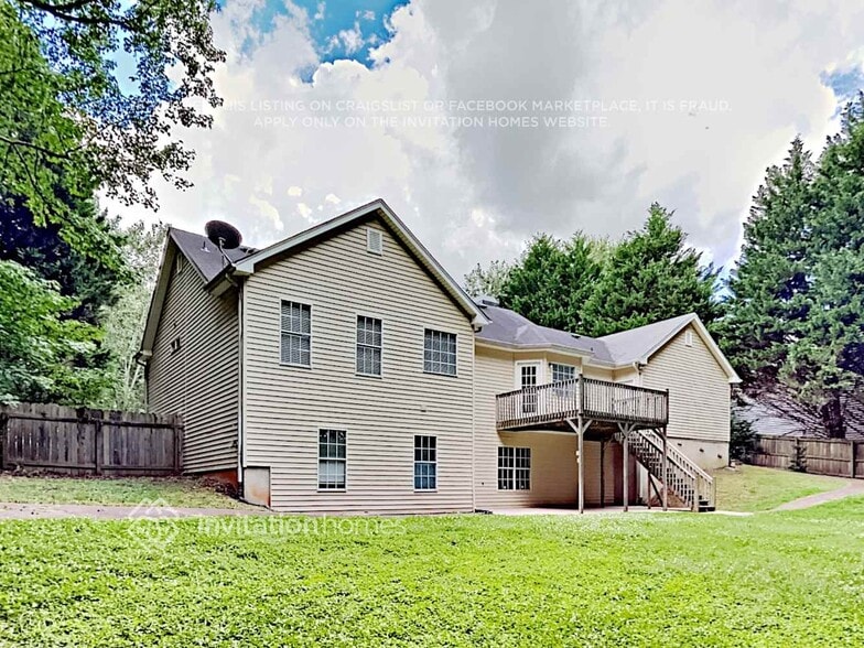Building Photo - 7410 Morning Dew Dr