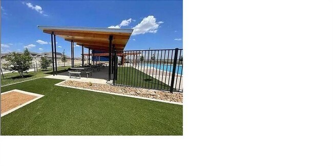 Building Photo - 1740 Catahoula Dr