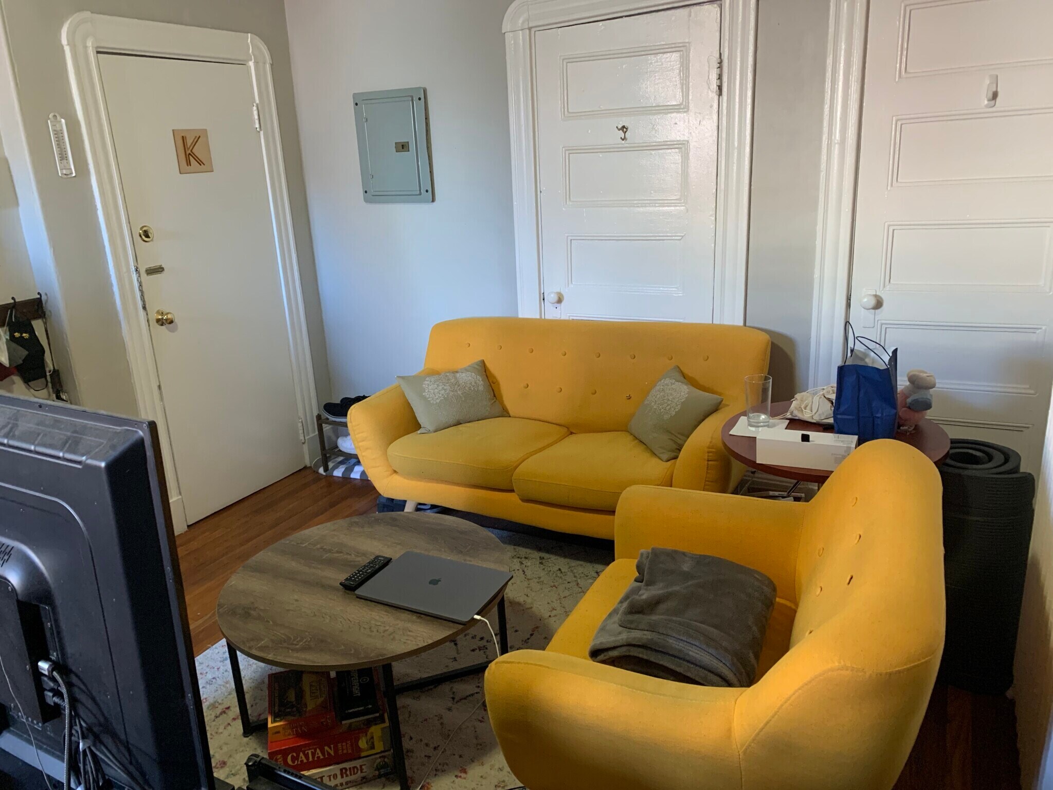 Building Photo - 72 Revere St