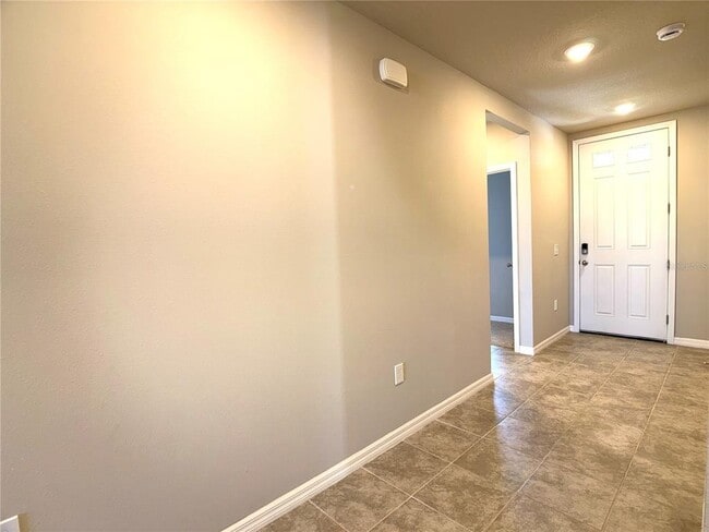 Building Photo - 1611 Bark Rdg Dr