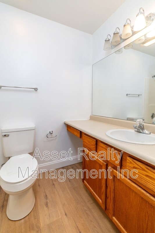 Building Photo - 7037 Wakan Ln