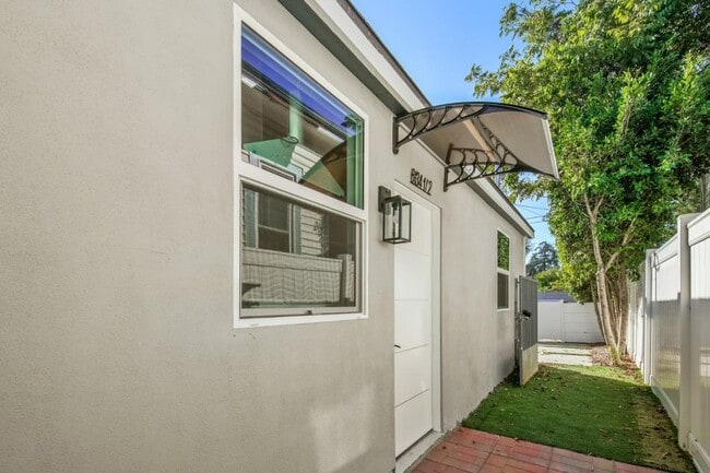 Building Photo - 6134 Fair Ave