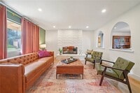 Building Photo - 1500 Country Club Dr