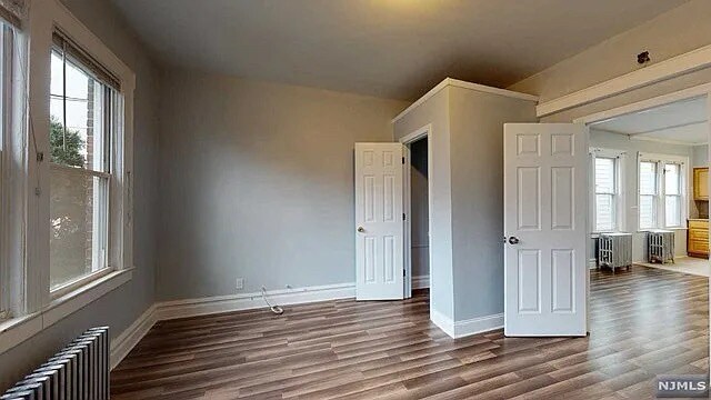 Building Photo - 416-418-418 Leslie St