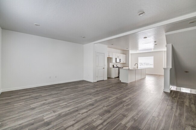 Building Photo - 413 S 1110 W