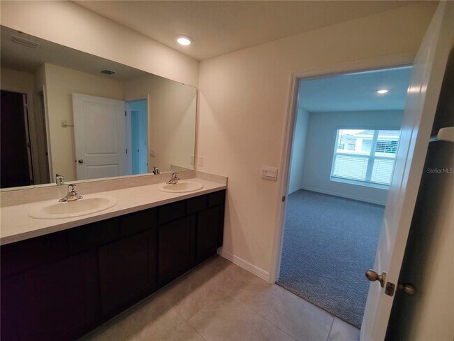 Building Photo - 6939 SE 112th Ln