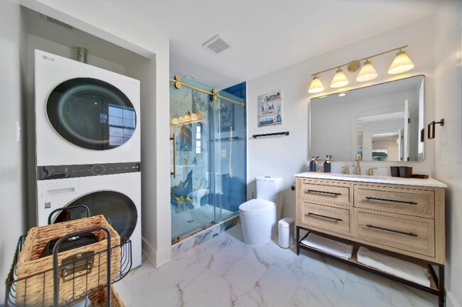 Building Photo - 5515 Cannonway Dr
