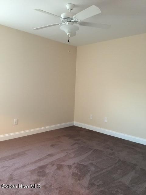 Building Photo - 208 S Pointe Dr