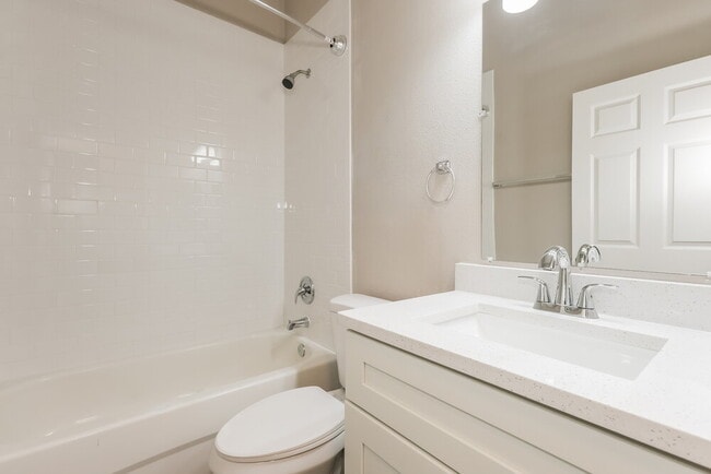 Building Photo - 306 Carriage Crossing Cir