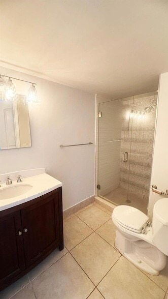 Building Photo - 7547 S Oriole Blvd