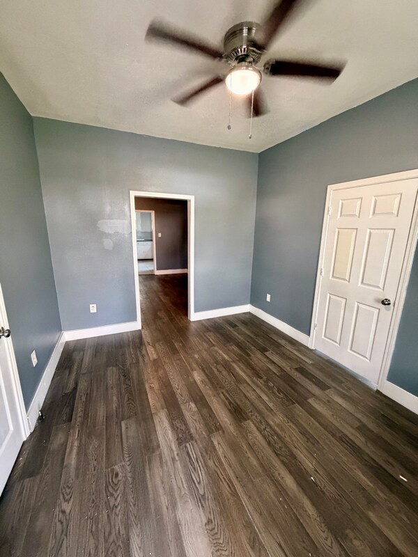 Building Photo - 120 W 18th St