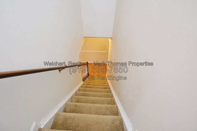 Building Photo - 425 Summerwalk Cir