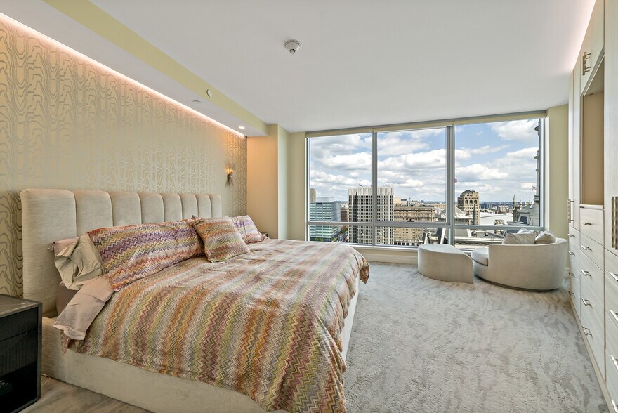Master Bedroom - 1414 S Penn Sq