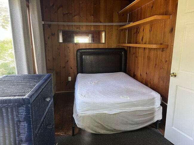 Building Photo - 203 Prospect St