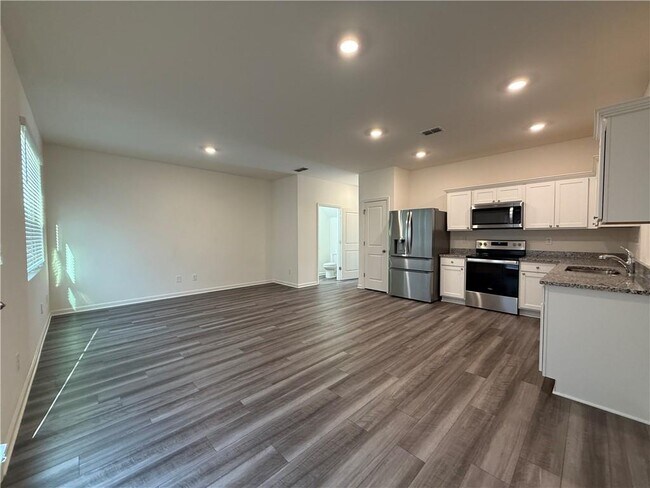 Building Photo - 3517 Condor Ct